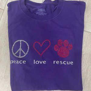 NWOT Peace / Love / Rescue T shirt Size Large Purple